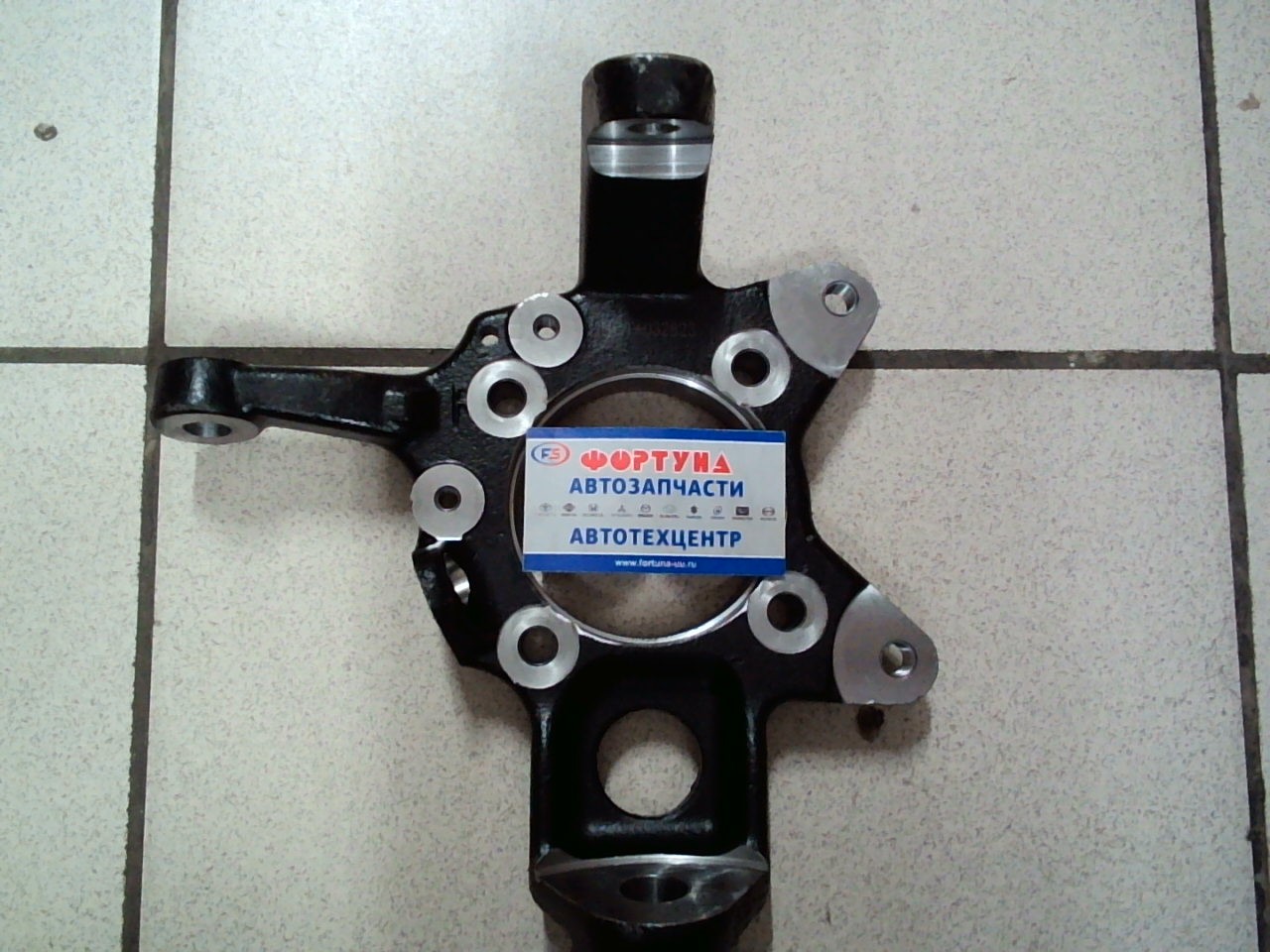 Кулак поворотный 3870A022 TW /Правый Pajero V8/9#W '06-/