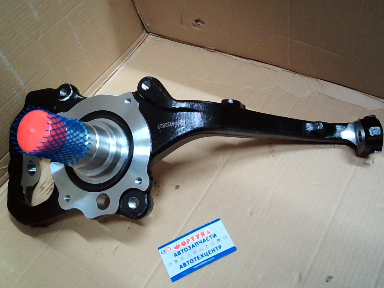 Кулак поворотный 43201-60020 TW /Правый L.C UZJ100 '98-'02/