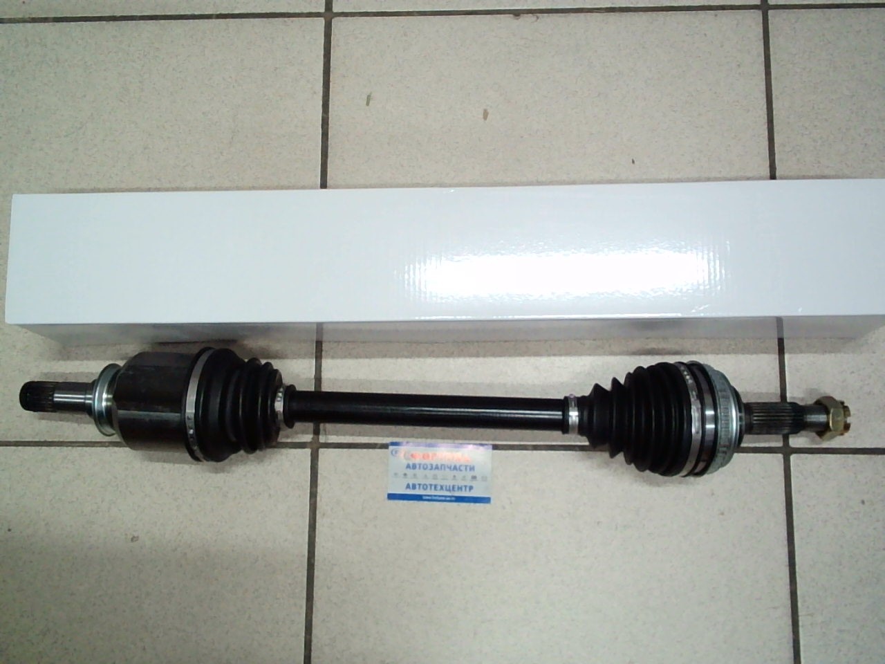 Вал Приводной в сборе 43420-33020 (DSD010L) TW /Левый Camry Gracia,  Mark II Qualis AT/