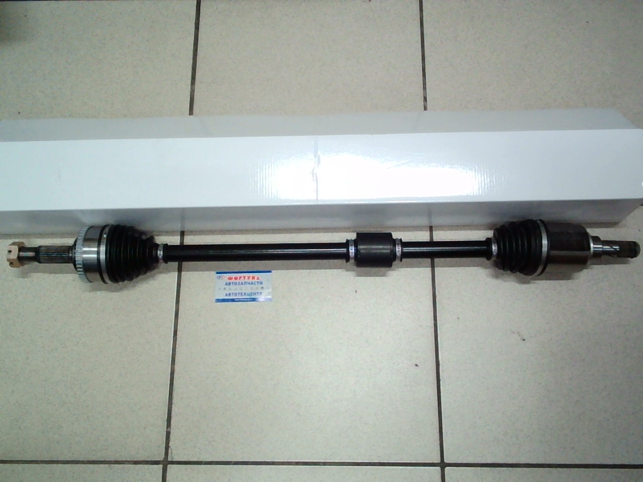 Вал Приводной в сборе 39100-AU315 (DSD009R) DAGGER /Правый P12 QG18 AT/