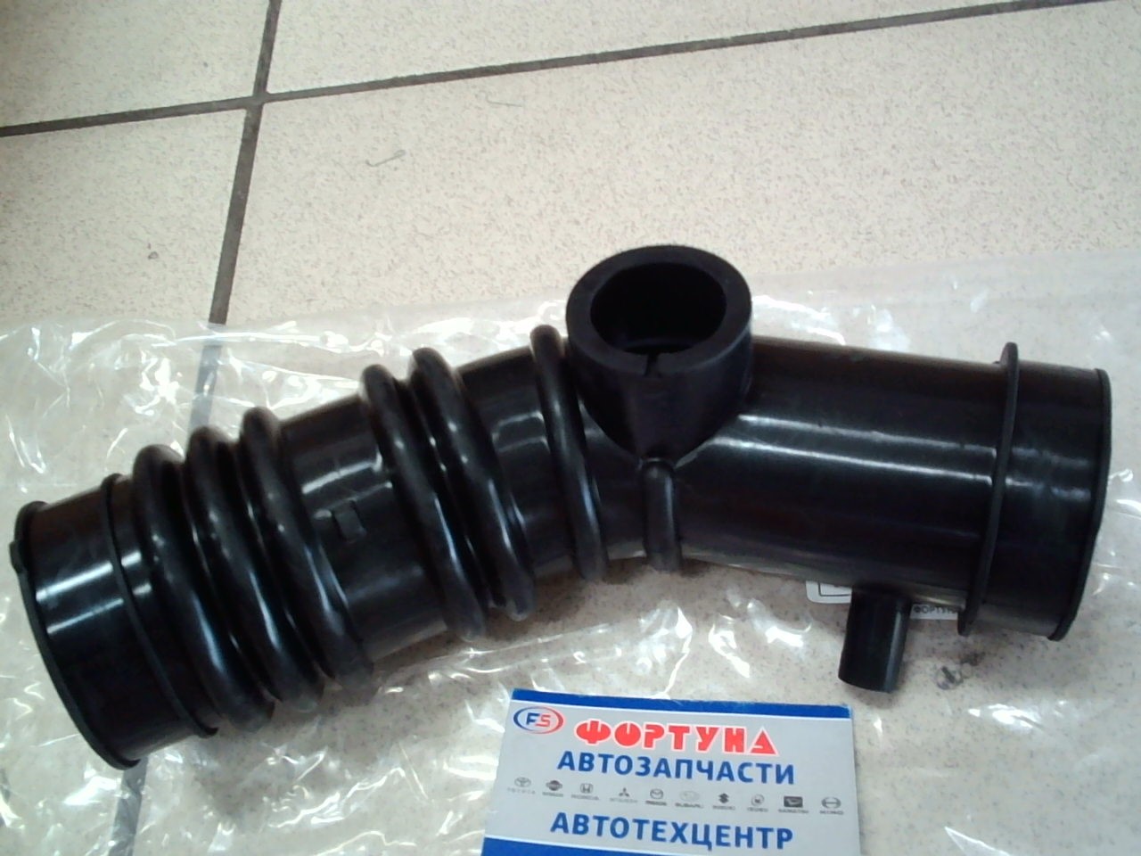 Патрубок фильтра воздушного 17881-11560 DAGGER /Corolla,  Sprinter AE1#,  EE1#,  4EFE,  5EFE/