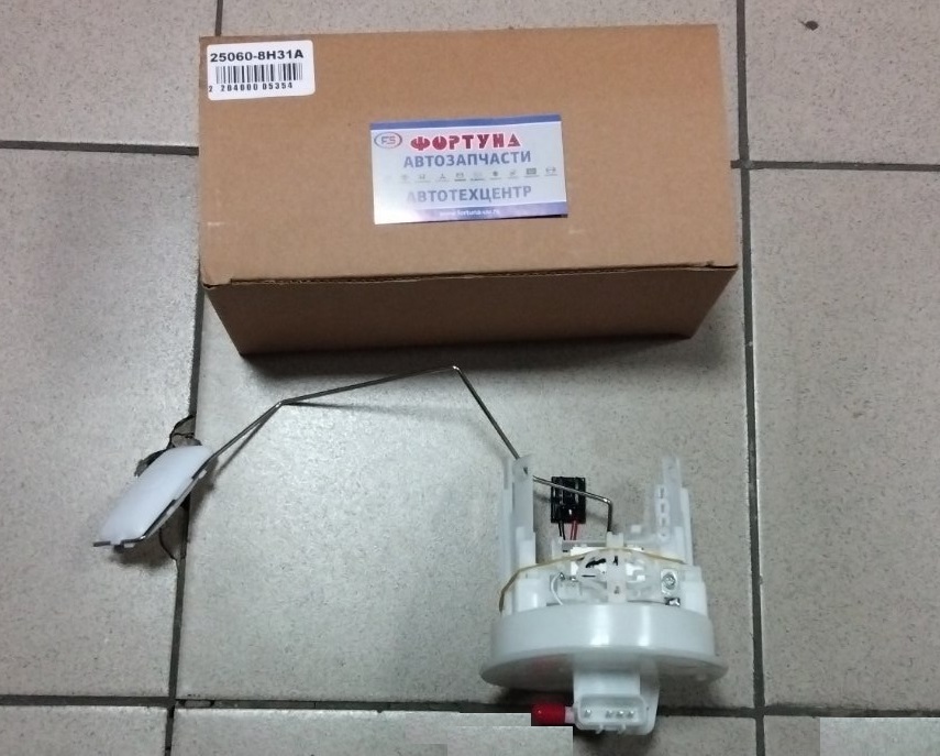 Датчик уровня топлива в баке 25060-8H31A TW