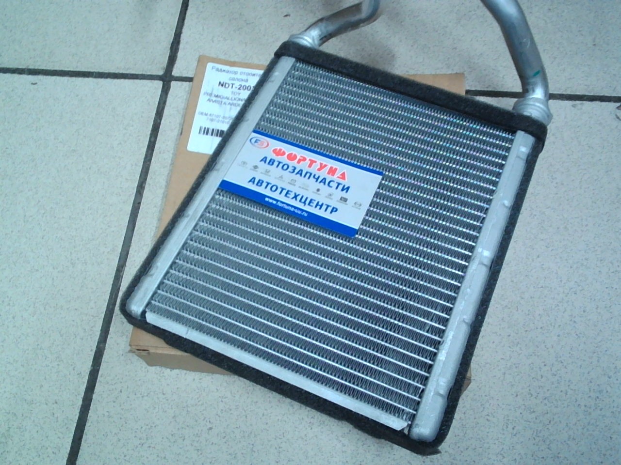 Радиатор отопителя NDT-2003 NARICHIN (26mm)(с трубками!)/TOYOTA PREMIO,  ALLION,  WISH,  OPA,  VISTA ARDEO '01-'07/