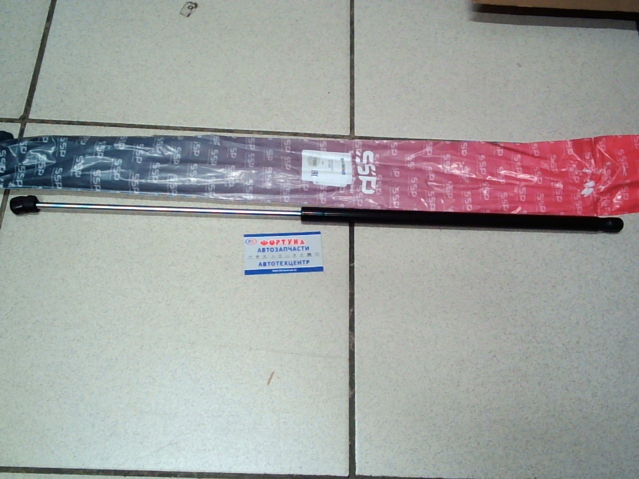 Газматики капота TOY CAMRY ACV40 RH 53440-06060S SSP