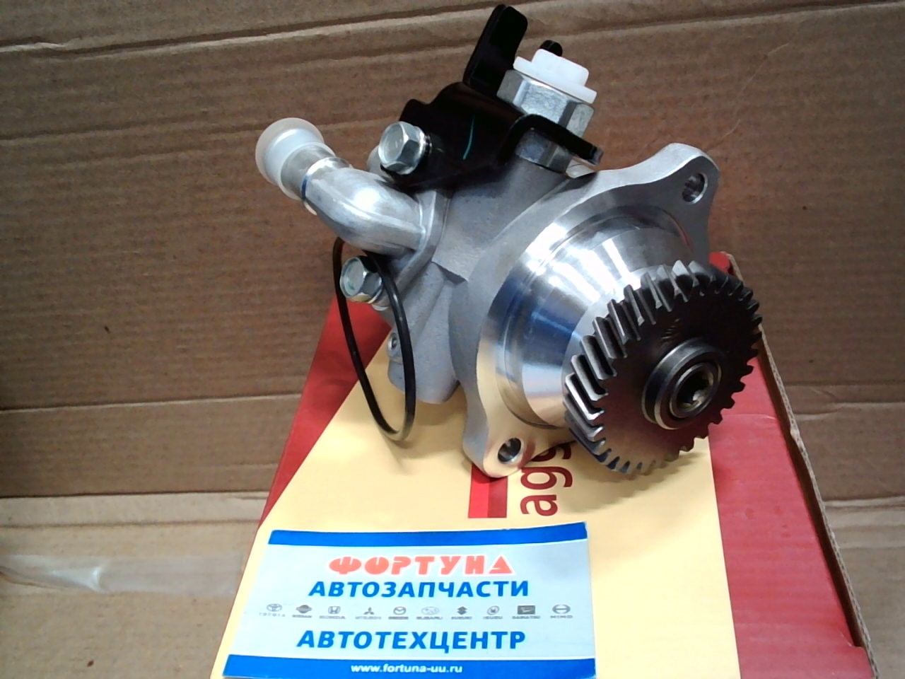 Насос гидроусилителя 49110-VG100 (DPV213) DAGGER /R50 E50 E25 ZD30/