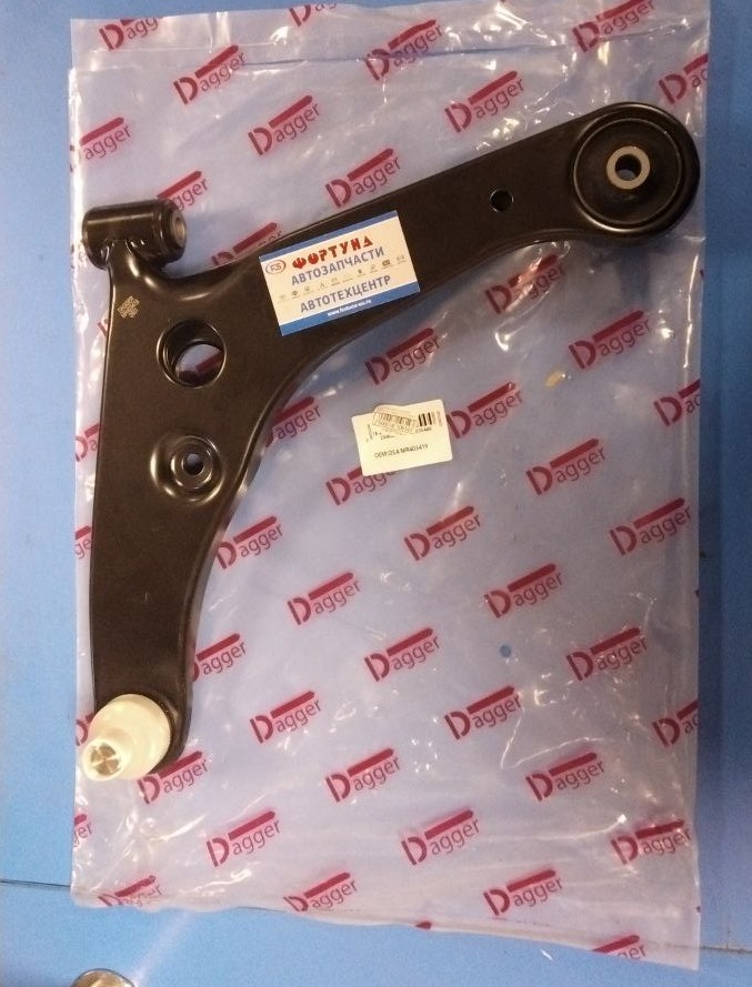 Рычаг MR403419 DAGGER /Передний Левый DION CR5W CS1A,  CS5A,  CQ1A,  CQ5A/