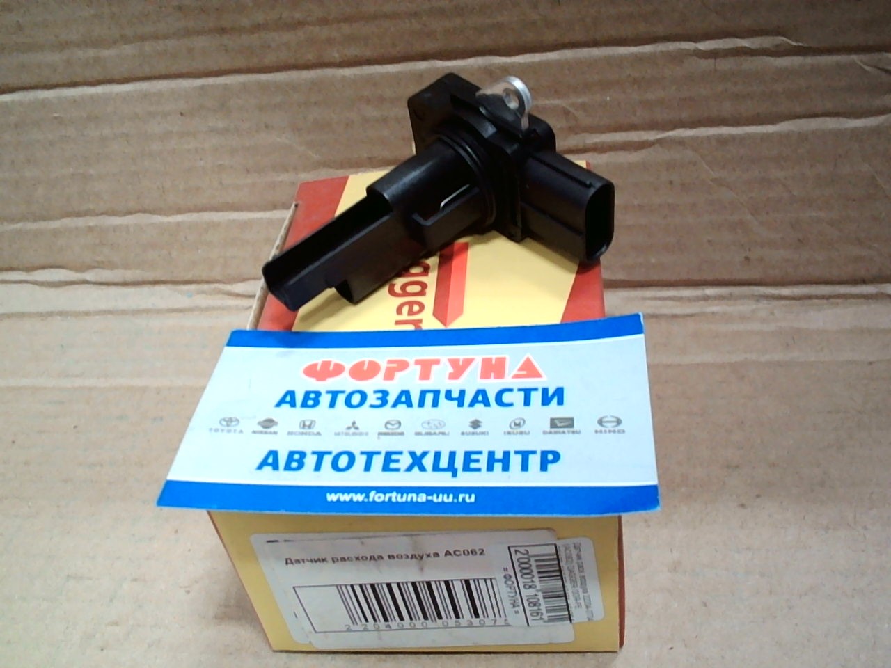 Датчик расх. воздуха 22204-0T040 (AC062) DAGGER /2GR-FE GSA33,  2AZ-FE ACA31,  ACA36 5 контакта/