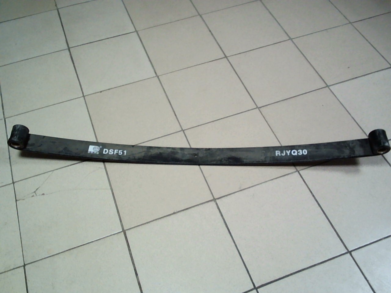 Лист рессорный DSF51 HINO DUTRO,  ISUZU 5T /передний,  подкоренной/ 70mm x 11mm x 1200mm/