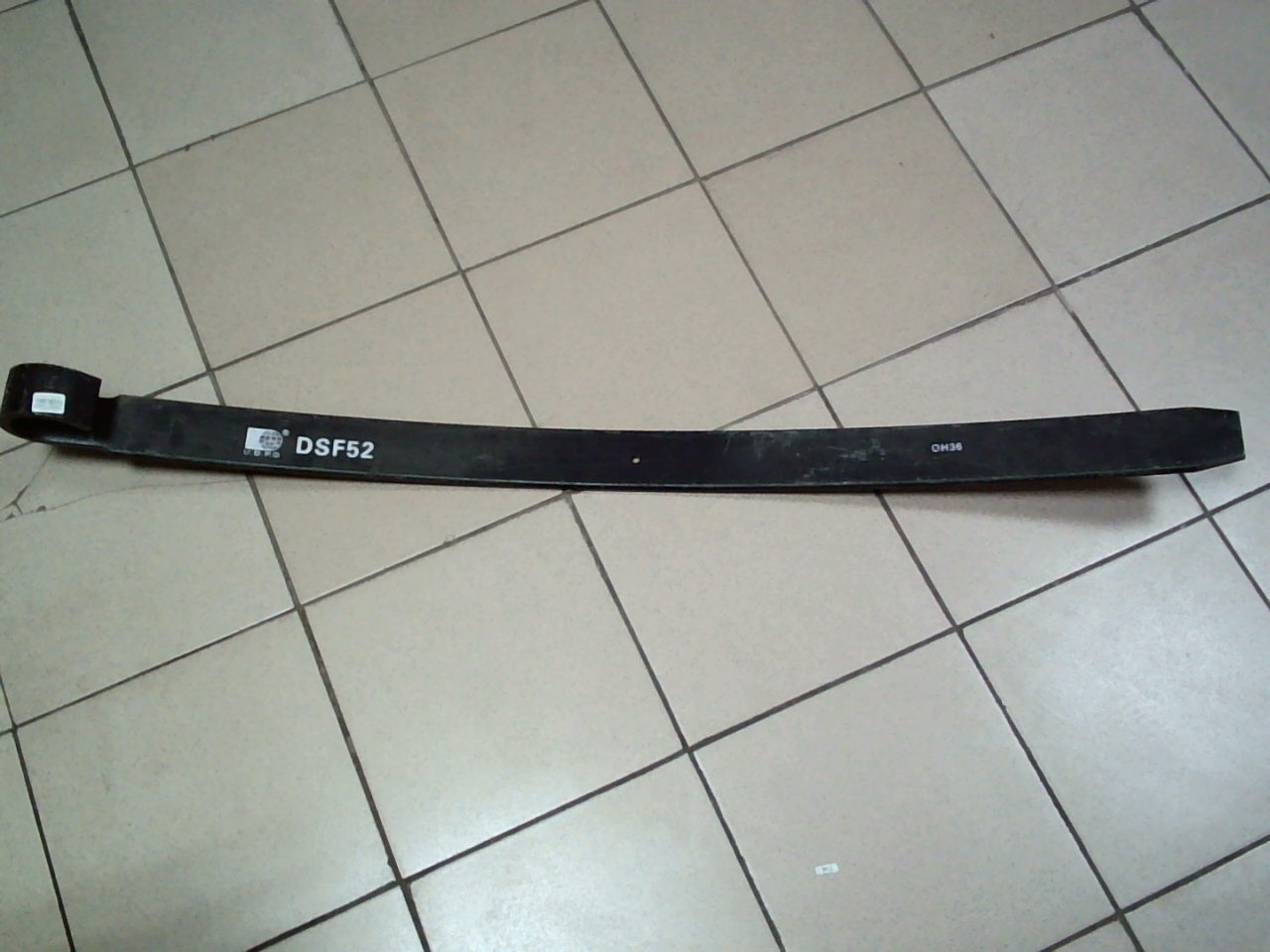 Лист рессорный DSF52 HINO DUTRO,  ISUZU 5T /передний,  коренной/ 70mm x 13mm x 1210mm/